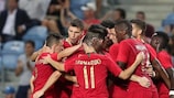 Сборная Португалии празднует гол Пепе в товарищеском матче с Хорватией