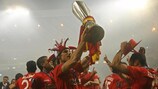 El Sevilla celebra su título