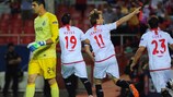 Ivan Rakitić festeja o primeiro golo do Sevilha da noite