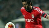 Sílvio em acção pelo Benfica