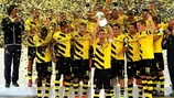 Festa do Borussia Dortmund com o troféu