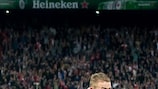 Свен ван Беек празднует первый гол "Фейеноорда"