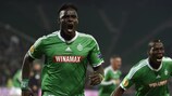 Moustapha Bayal Sall celebra el tanto del empate del St-Étienne