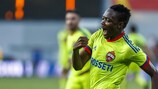Ahmed Musa jubelt über ein Tor für CSKA gegen Sparta