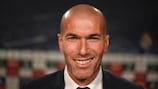 Ungewohnter Anblick: Zinédine Zidane als Coach