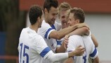 Сборная Финляндии празднует первый гол