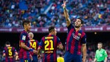 Luis Suárez celebra um dos seus dois golos pelo Barcelona