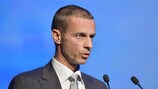 Aleksander Čeferin dirige-se ao 12º Congresso Extraordinário da UEFA