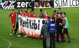 The banner says it all: 'Merci Köbi'