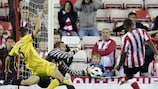 Darren Bent buries Sunderland's equaliser from close range