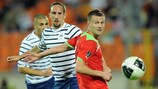 Franck Ribéry and Igor Shitov in action in Minsk