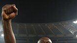 Clarence Seedorf has agreed to embark on his tenth season with Milan