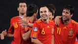 В рейтинге сборных лидируют чемпионы Европы и мира испанцы