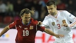 Petr Jiráček vies with Gerard Piqué during Friday's loss to Spain