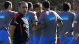 Paulo Bento oversees training ahead of Portugal's game against Iceland
