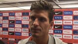 Mario Gomez, autor de um dos golos, fala ao UEFA.com depois do triunfo da Alemanha sobre a Turquia, por 3-1