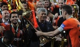 Mircea Lucescu gets his hands on the Ukrainian Cup for the fourth time