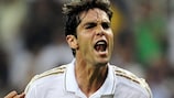 Kaká esulta dopo il gol contro l’Ajax