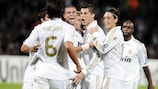 Cristiano Ronaldo festeja o seu primeiro golo pelo Real Madrid em Lyon