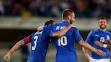 Daniele De Rossi celebrates after scoring Italy's second against Finland