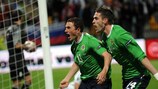 Corry Evans feiert ausgelassen seinen Siegtreffer gegen Slowenien