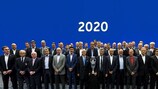 Das UEFA-Exekutivkomitee und die Bewerber-Verbände