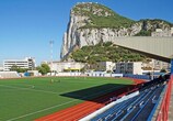Le stade Victoria à Gibraltar, une enceinte unique