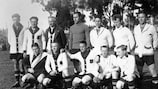Bernard Voorhoof (vorne, Zweiter von links) und Belgiens Nationalteam im Jahr 1930
