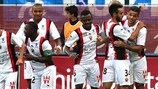 Hatem Ben Arfa celebra tras marcar ante el Troyes