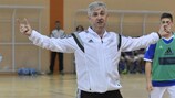 Spain coach José Venancio López leads a session at the UEFA Futsal Coach Education course