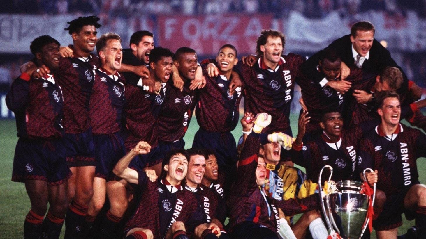 1995 final highlights: Ajax 1-0 Milan | UEFA Champions League | UEFA.com