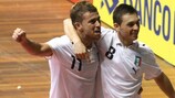 Carlos Morgado e Saad Assis (à direita) festejam o golo da vitória frente à Rússia