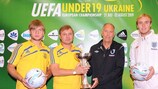 Kyrylo Petrov et Yuriy Kalitvintsev (Ukraine) avec Brian Eastick et Jason Steele (Angleterre)