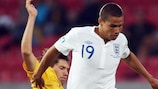 Denys Garmash y Jack Rodwell durante en el 0-0 entre Inglaterra y Ucrania