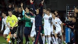 Luis Milla celebra el éxito de su selección española sub-21 en el Campeonato de Europa Sub-21 de la UEFA
