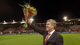 Der niederländische Trainer Cor Pot testet fünf Monate vor der Endrunde einige neue Spieler