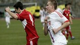 Александр Коротаев (справа) празднует гол в ворота андоррцев