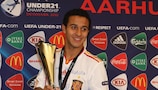 Campeão europeu Sub-21, Thiago Alcântara faz parte da experiente selecção de Espanha