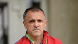 Serbiens Trainer Ljubinko Drulović hat sein Team in das Halbfinale der U19-EM geführt