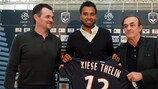Isaac Kiese Thelin is presented as a Bordeaux player