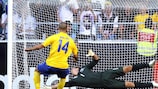 Sweden's Guillermo Molins misses the decisive penalty in the 2009 semi-final