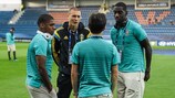 Sweden and Benfica defender Victor Lindelöf talks to Portugal players Bernardo Silva, Ivan Cavaleiro, and Bruno Varela