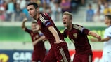 Никита Чернов празднует первый гол в ворота греков