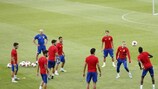 Spain players train