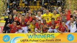 "Монтесильвано" празднует победу в Кубке УЕФА по футзалу
