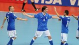 Italien feiert einen Treffer im Spiel um Bronze gegen Kolumbien bei der FIFA-Futsal-Weltmeisterschaft
