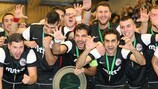 Die Hamburg Panthers feiern den Gewinn des DFB-Futsal-Cups 2013