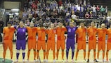 Holanda se clasificó para la fase final con un tanto a falta de 78 segundos