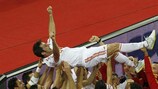 Torras celebra el título de 2012 con España