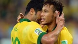 Neymar y Hulk promueven el fútbol sala